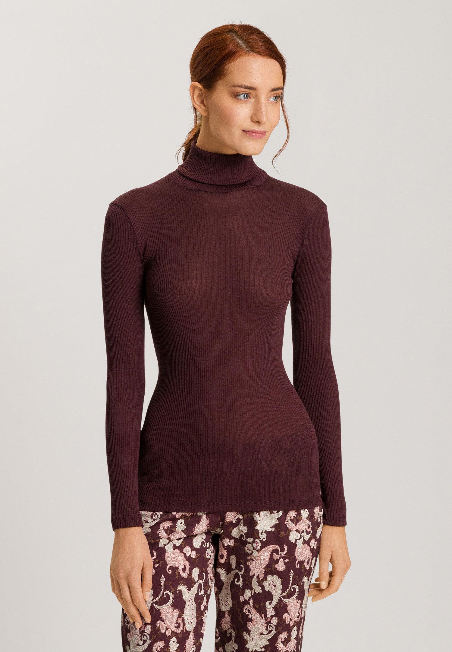 70901 Maria Turtleneck Shirt - 2483 Deep Maroon