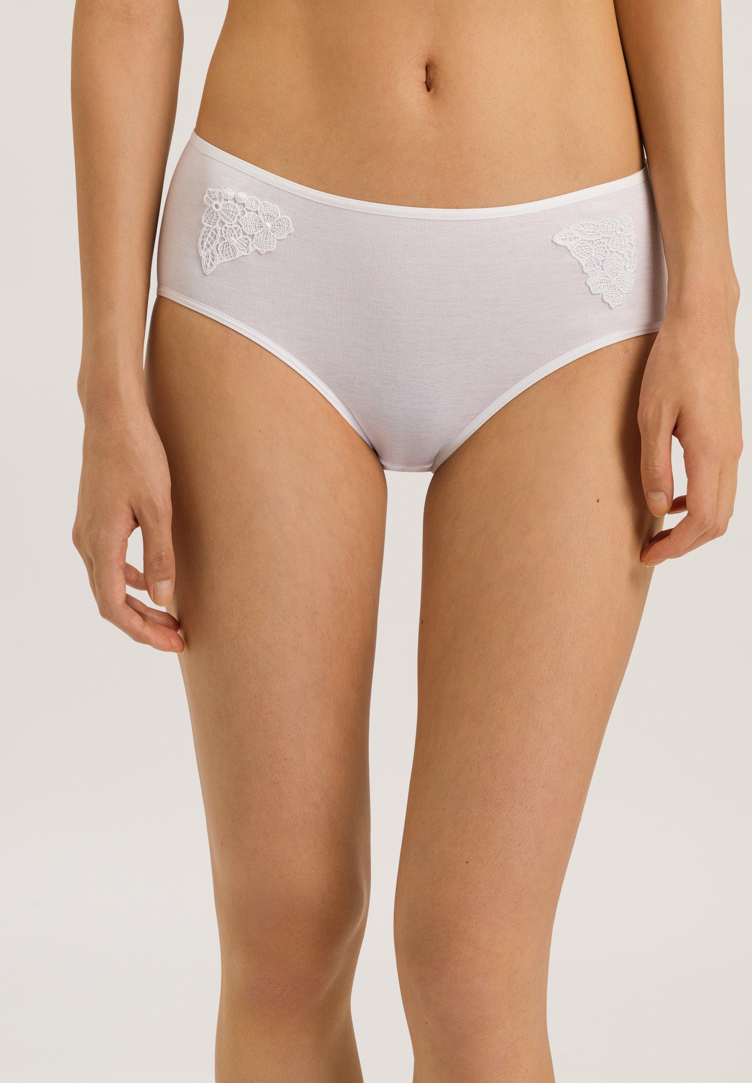 70945 Full Brief - 101 White