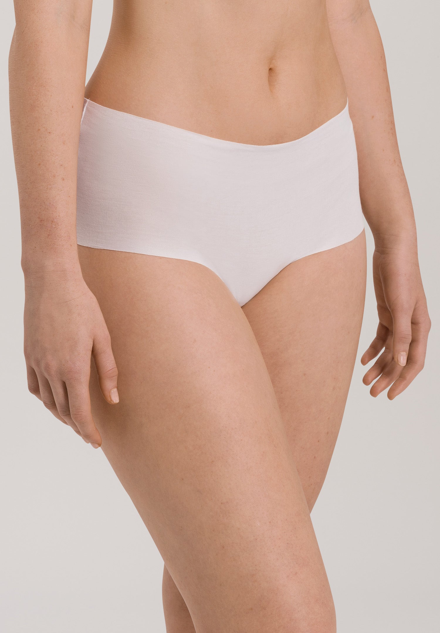 71228 Invisible Cotton Full Brief - 101 White