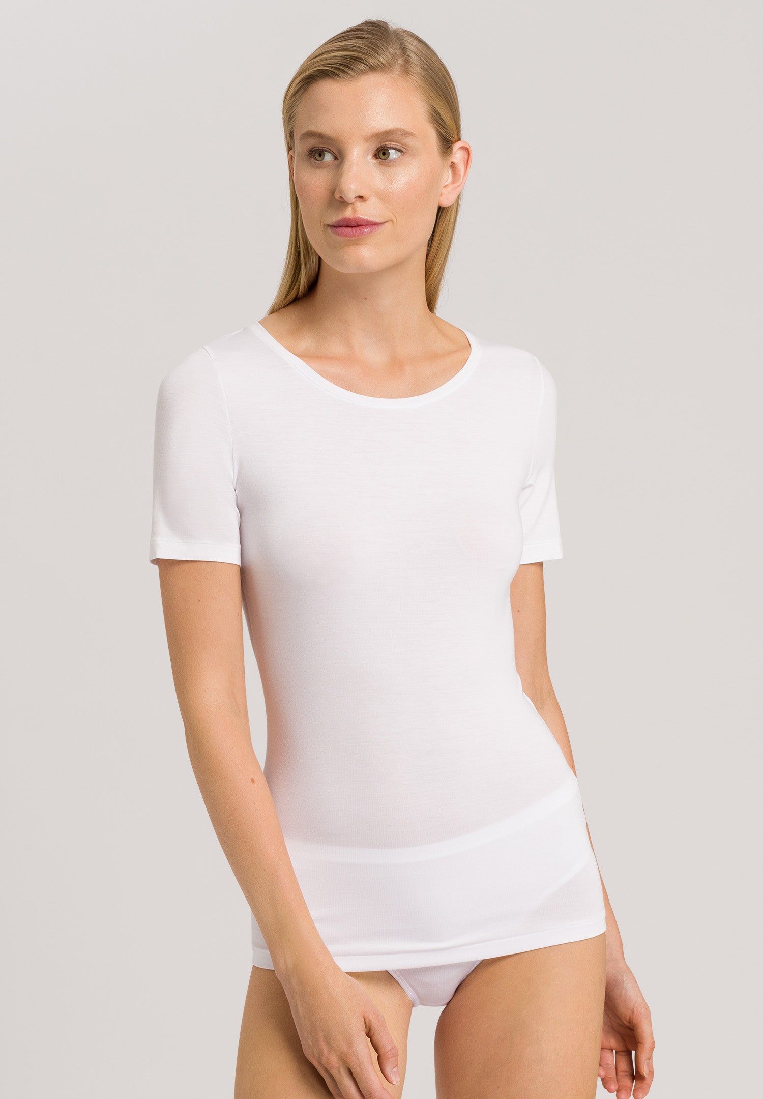 71258 Soft Touch Short Sleeve Top - 101 White