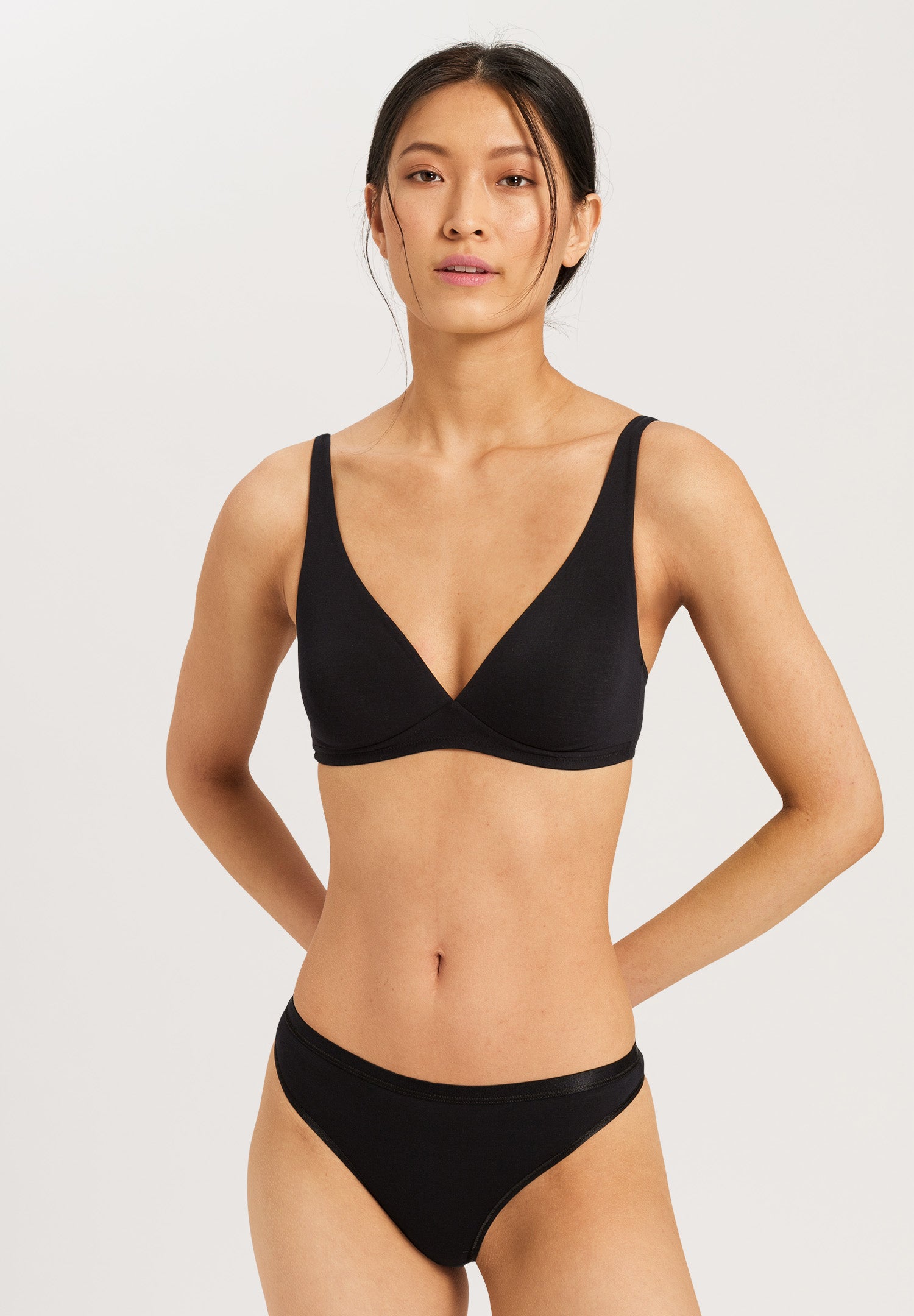 71387 Cotton Sensation Soft Cup Bra - 019 Black