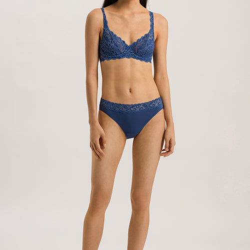 71467 Moments Underwire Bra - 2604 True Navy