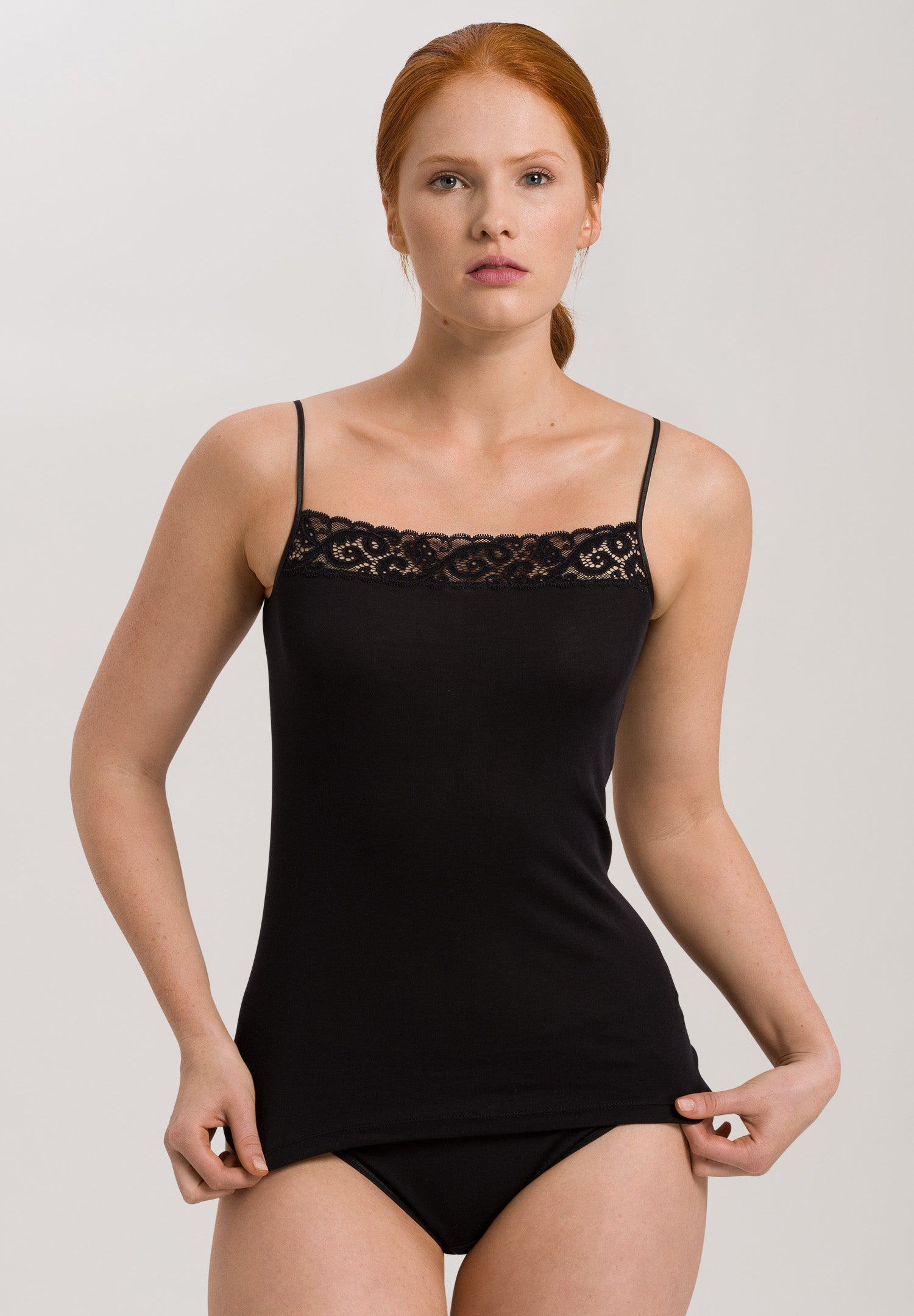 71484 Moments Spaghetti Cami - 019 Black