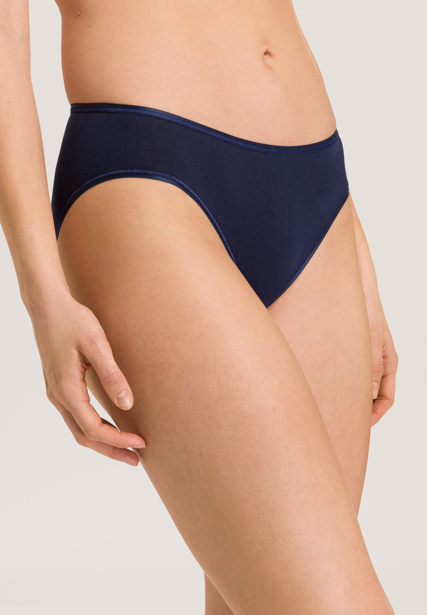 71626 Cotton Seamless Full High Cut Brief - 1610 Deep Navy