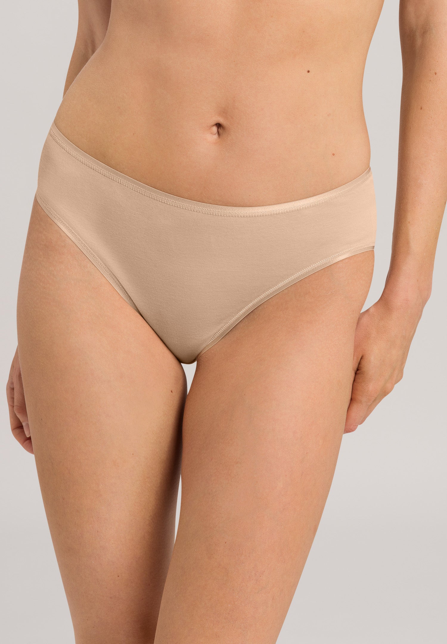 71626 Cotton Seamless Full High Cut Brief - 274 Beige