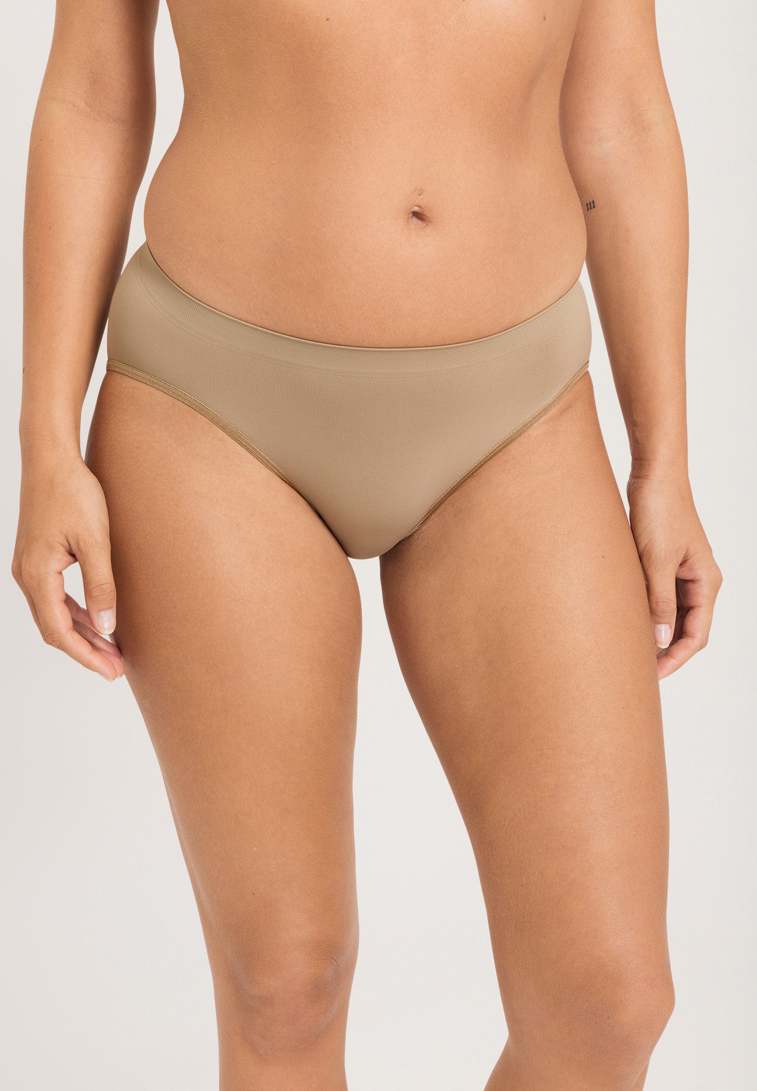 71812 Touch Feeling High-Cut Brief - 2828 Deep Taupe