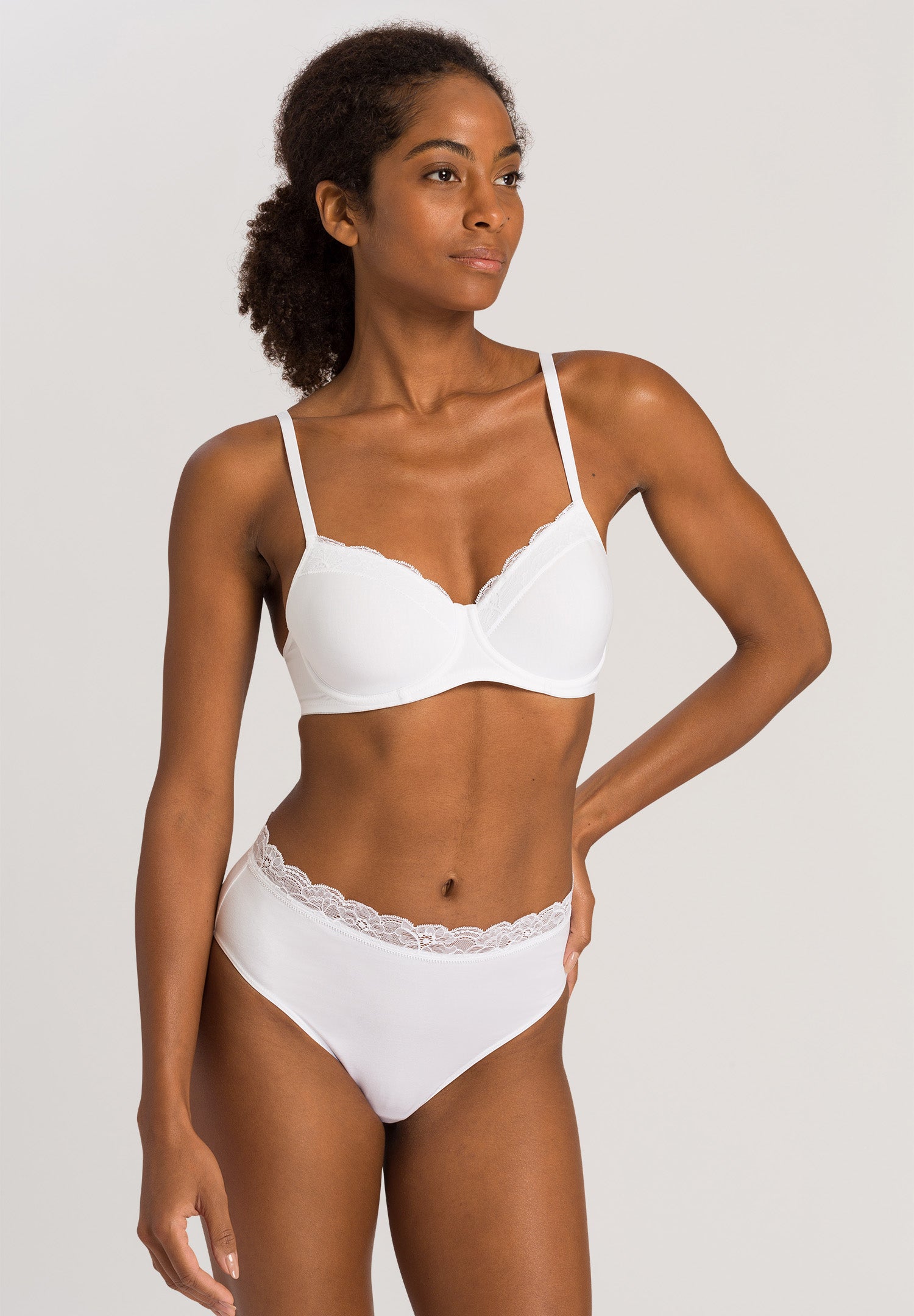 72433 Cotton Lace Spacer T-Shirt Bra - 101 White