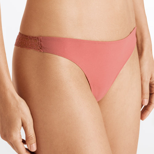 72796 Imani Thong - 1459 Light Mahogany