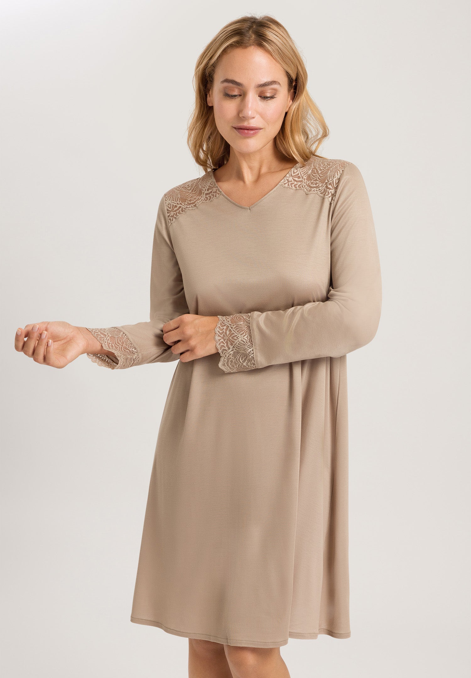 74938 L/SLV NIGHTGOWN - 2828 Deep Taupe