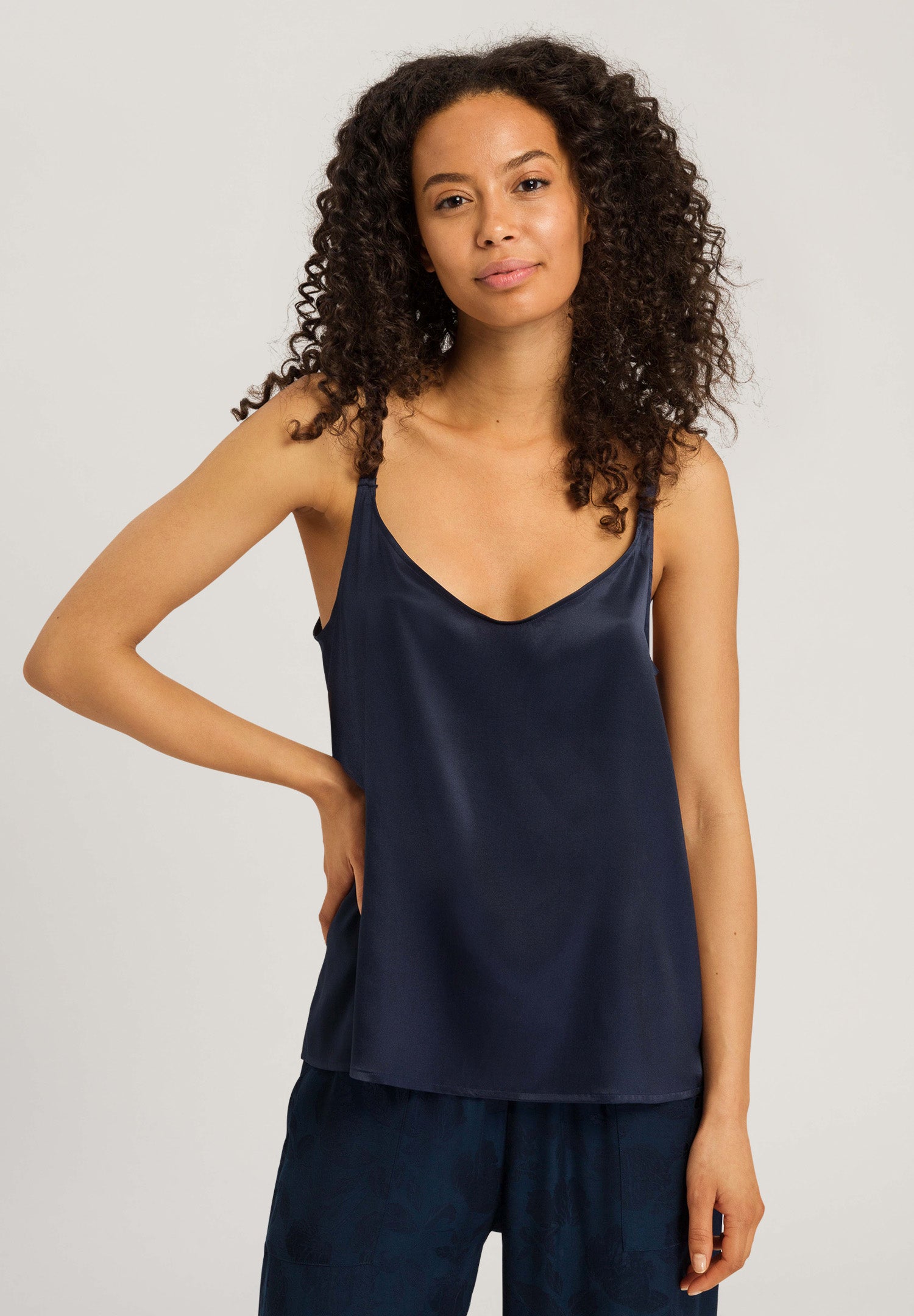 77380 Grand Central Spaghetti Cami - 1610 Deep Navy